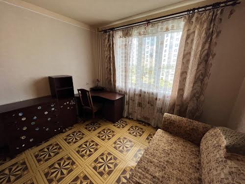 квартира за адресою Перемоги просп., 65б