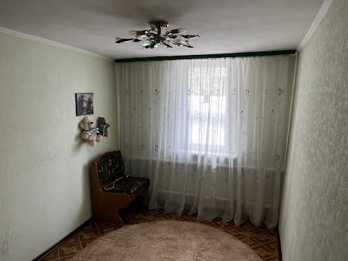 будинок за адресою Русанівська вул., 35