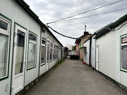 коммерческая по адресу Полесская ул., 1