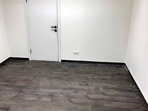 комерційна за адресою данкевича, 8