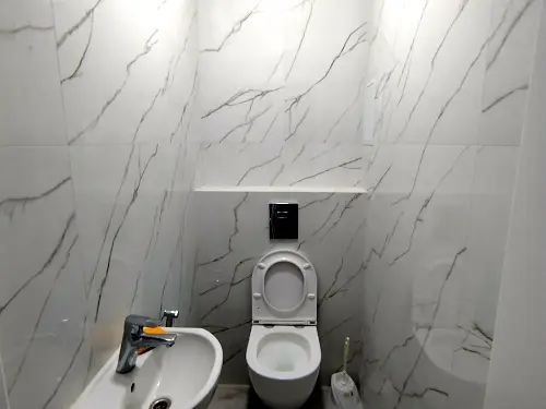 комерційна за адресою 5-та Пересипська вул., 12