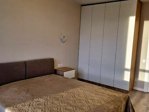квартира за адресою Ревуцького вул., 40б