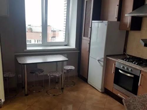квартира за адресою Максима Залізняка вул., 1а
