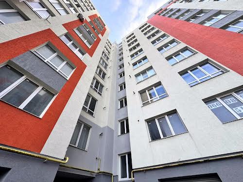 квартира за адресою Потічна, 1