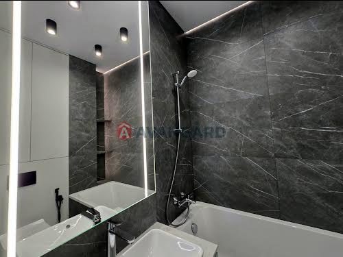 квартира за адресою Короленка вул. (Первозванівська), 22-А