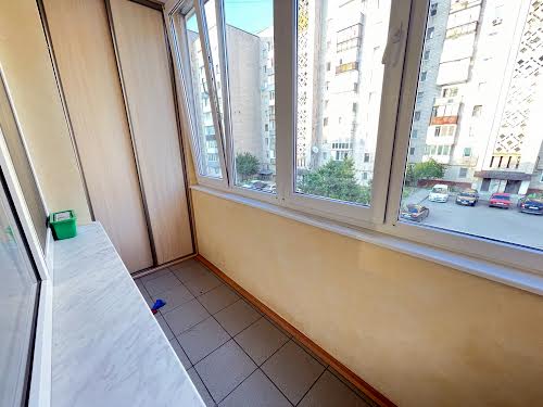 квартира за адресою Курбаса, 7