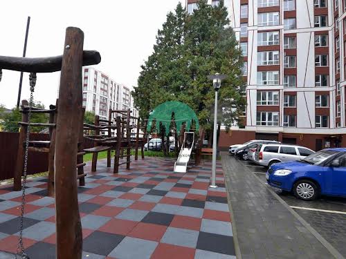 квартира за адресою П. Полуботка вул. (Отця Блавацького І.), 18/4
