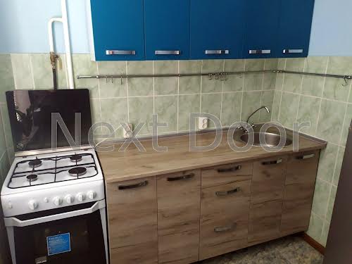квартира за адресою Озерна вул., 12