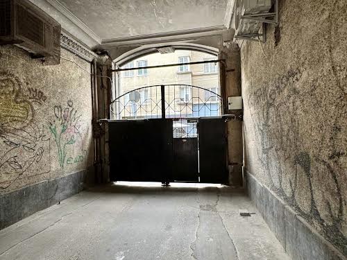 квартира по адресу академика Гнатюка ул. (Горького), 3