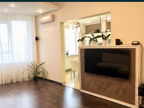квартира за адресою Незалежності вул., 11