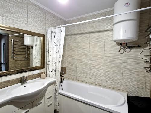 квартира по адресу Червоной Калины просп., 123