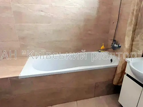 квартира за адресою Драгоманова вул., 2-А