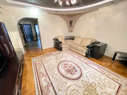 квартира за адресою Курбаса, 7