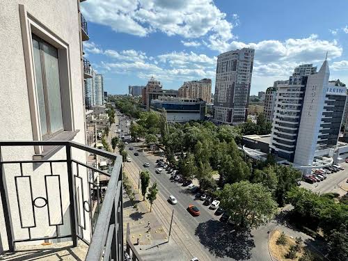 квартира по адресу Генуэзская ул., 1
