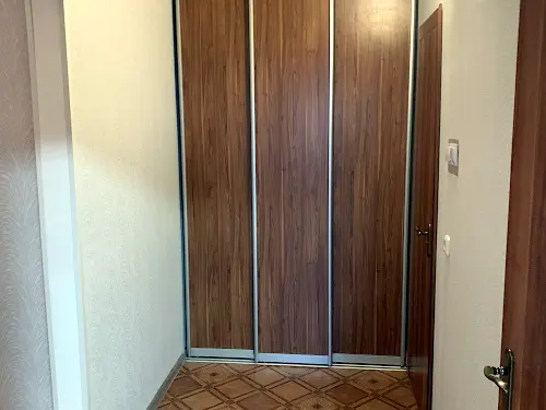 квартира за адресою Милославська вул., 16
