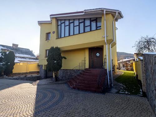 будинок за адресою Івасюка вул., 9