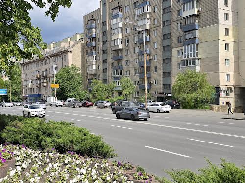 квартира за адресою Голосіївський просп. (40-річчя Жовтня), 25