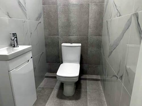 квартира за адресою Дениса Січинського вул., 2