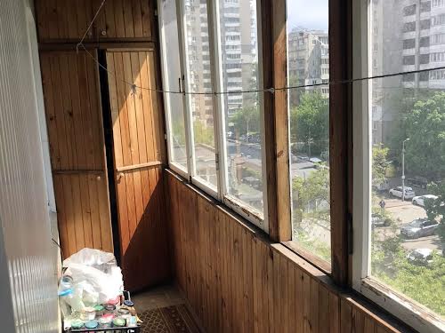 квартира за адресою Раїси Окіпної вул., 5