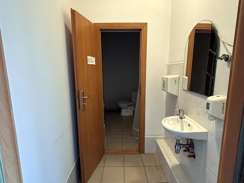 комерційна за адресою Стартова вул., 22