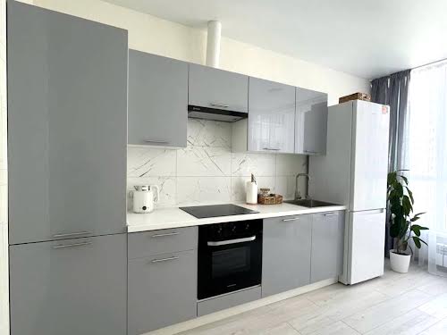 квартира за адресою Перлинна вул., 3а