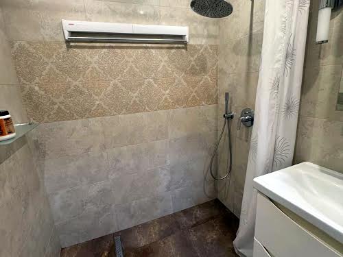 квартира за адресою Сухумська вул., 11