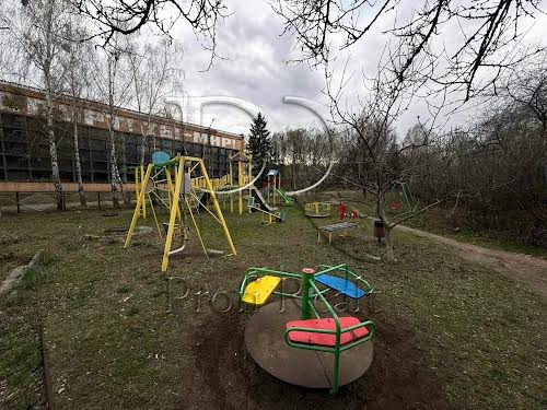 квартира за адресою Спортивна вулиця, 4