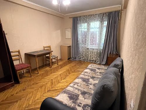 квартира за адресою Вячеслава Зайцева вул., 21