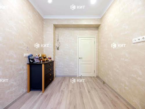 квартира за адресою Конституції пл., 20