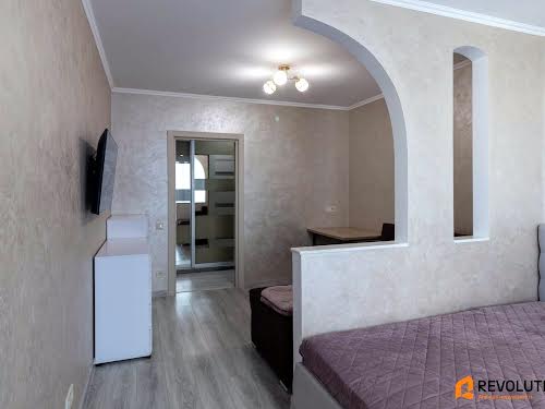 квартира за адресою Сергія Данченка вул., 32