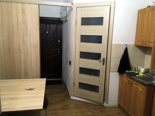 квартира за адресою Богдана Хмельницького вул., 72