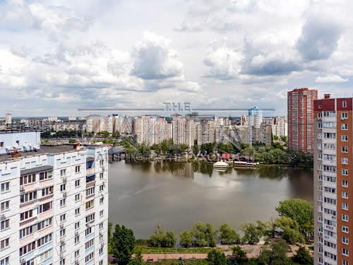 квартира за адресою Драгоманова вул., 11д