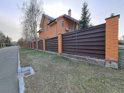 будинок за адресою Соснова