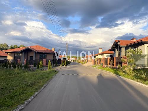 дом по адресу Юліанська, 37