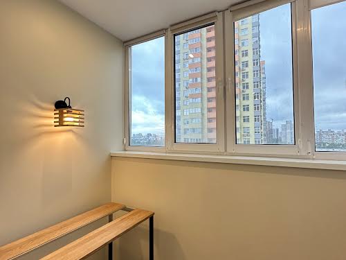 квартира за адресою Сім'ї Кульженків вул. (Петра Дегтяренка), 37