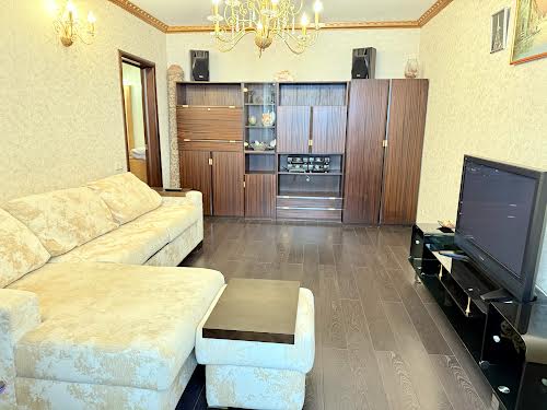 квартира по адресу Червоной Калины просп. (Владимира Маяковского), 38б