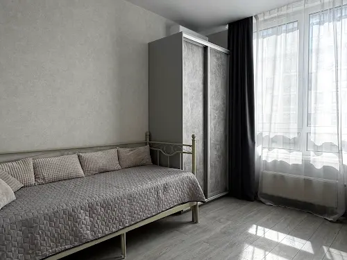 квартира за адресою Салютна вул., 2к7