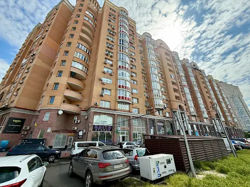 квартира за адресою Володимира Івасюка просп. (Героїв Сталінграду), 4