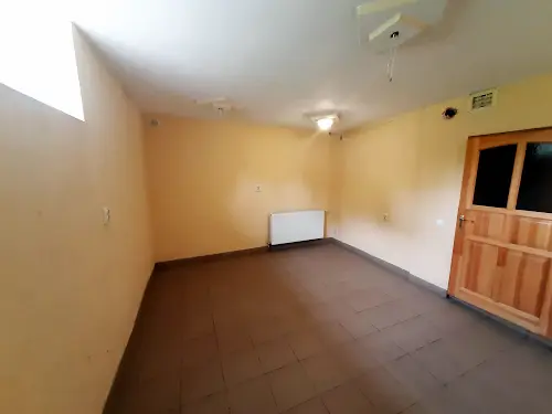 дом по адресу Центральна