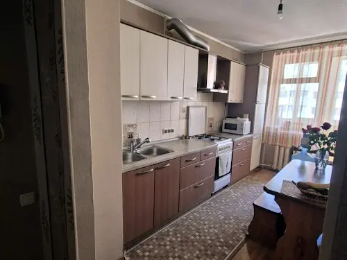 квартира за адресою Академіка Сахарова вул., 20