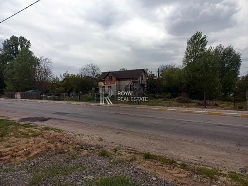 участок по адресу Столичная ул.