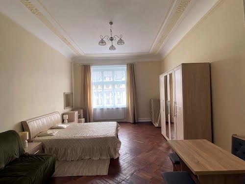 квартира за адресою Адама Міцкевича пл., 6/7