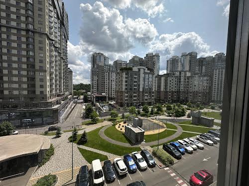 квартира за адресою Кахи Бендукідзе вул., 2