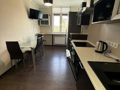 квартира за адресою Саперно-Слобідська вул., 24