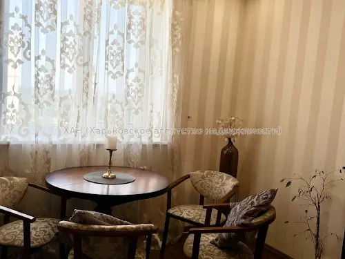 квартира за адресою Петра Григоренка просп. (Маршала Жукова), 14