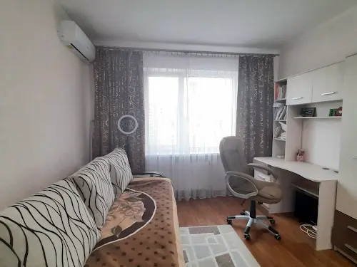 квартира за адресою Бориса Гмирі вул., 12-Б