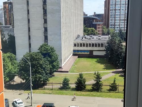 квартира по адресу Леси Украинки бульв., 19