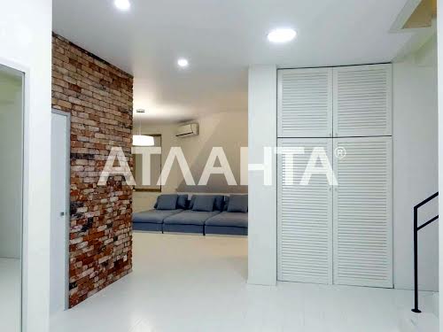 квартира за адресою Середньофонтанська вул., 19а