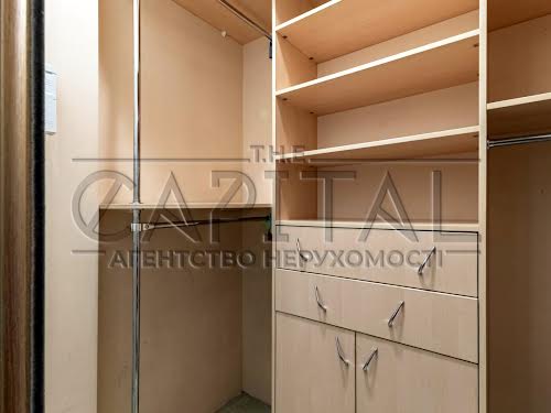 квартира за адресою Старонаводницька вул., 6Б