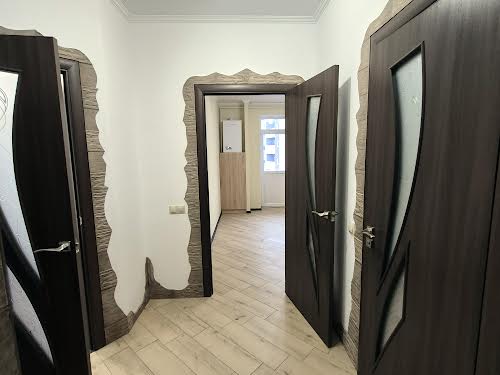 квартира по адресу Степана Бандери ул., 40/2а